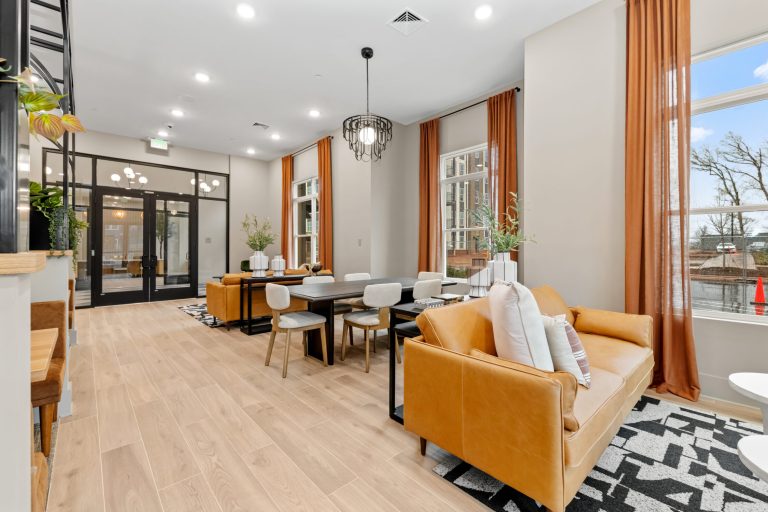 Alexan Overlook Amenities AO326 1041 Coworking Lounge 2250x1500 1 1 768x512