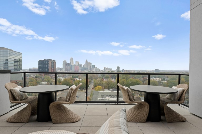 gallery Balcony c2a4ff3e6213f094c583e943c2361c11 1 768x512