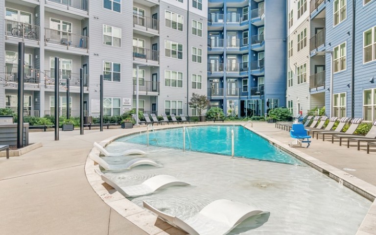 11 1305 Central Ave Charlotte NC 28205 USA Exterior DSC 00041 de9b45b2a22bc09328a63f5e5ad56f78 768x480