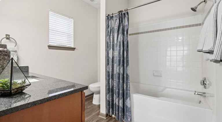 bath 5cdb8992982a3a60d4e8ee0fdf946573 768x421