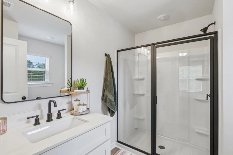 87 web or mls 5128 berkey ln s1706 043 768x512